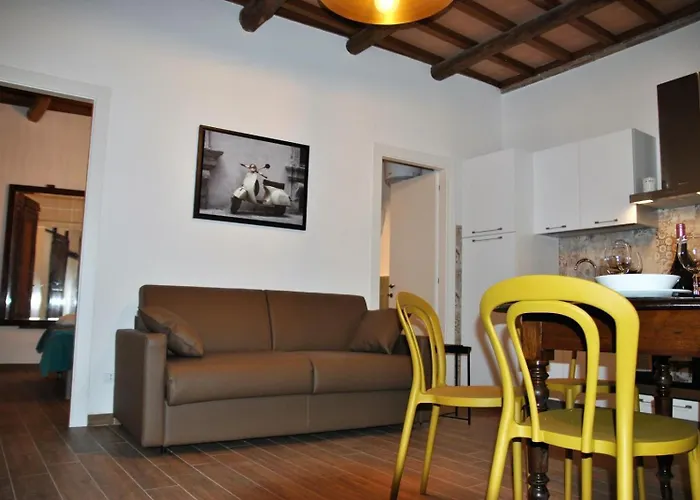 San Martino 100 Old Town Apartment - Itri